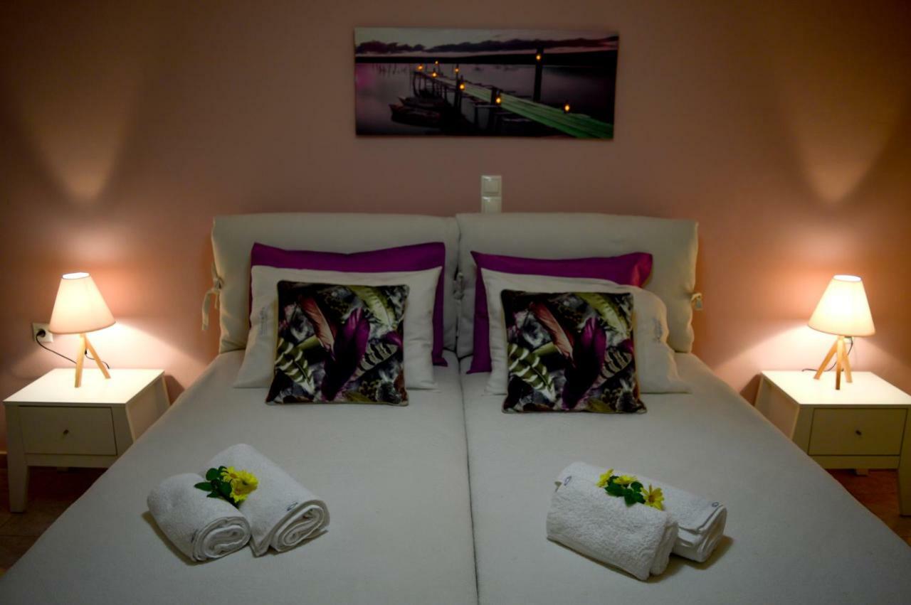 Meltemi Beach Apartments Мілатос Екстер'єр фото
